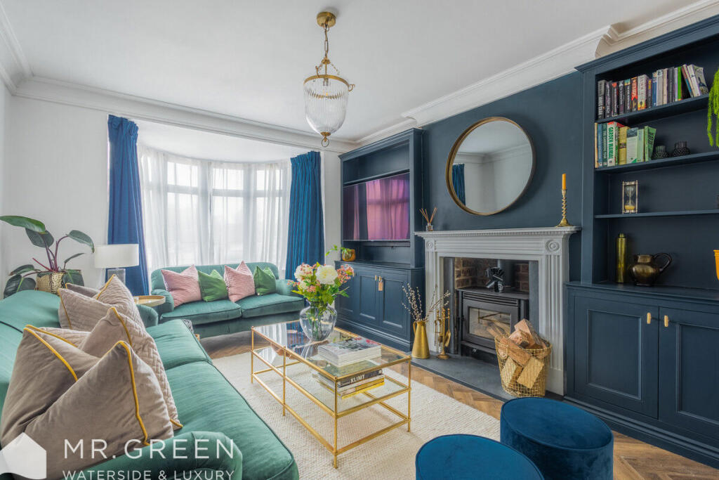Additional property image - Old Bridge Road, Iford, Bournemouth, BH6 5RG