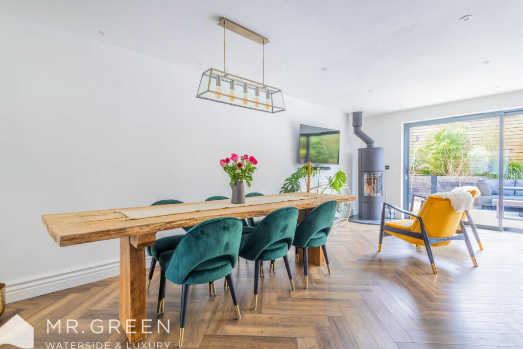 Additional property image - Old Bridge Road, Iford, Bournemouth, BH6 5RG