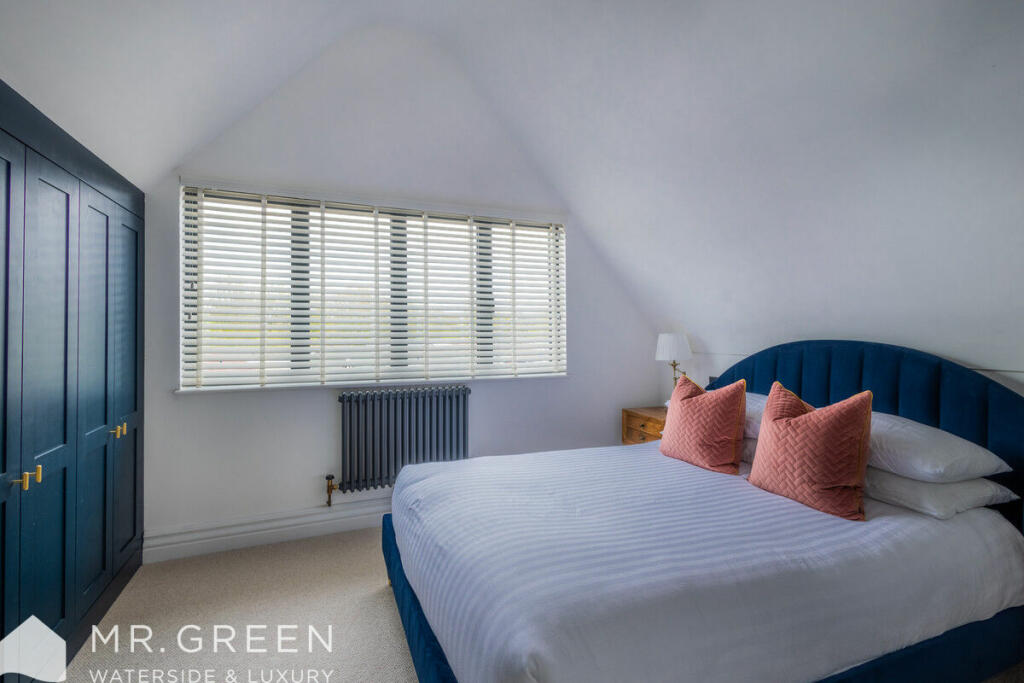 Additional property image - Old Bridge Road, Iford, Bournemouth, BH6 5RG