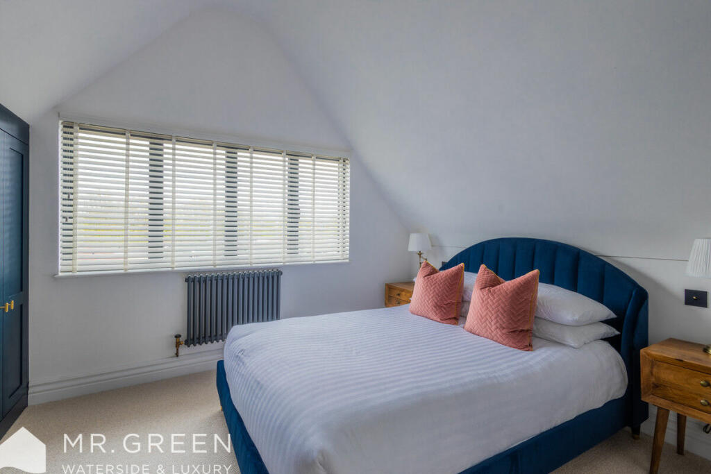 Additional property image - Old Bridge Road, Iford, Bournemouth, BH6 5RG