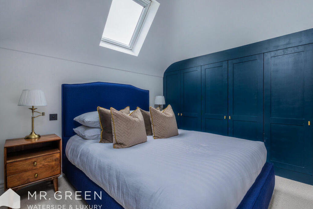 Additional property image - Old Bridge Road, Iford, Bournemouth, BH6 5RG