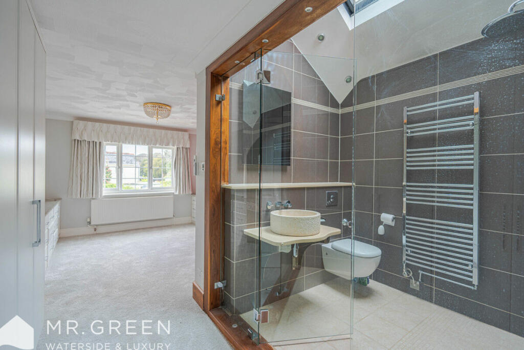 Additional property image - Stanpit, Christchurch, Dorset, BH23 3LU