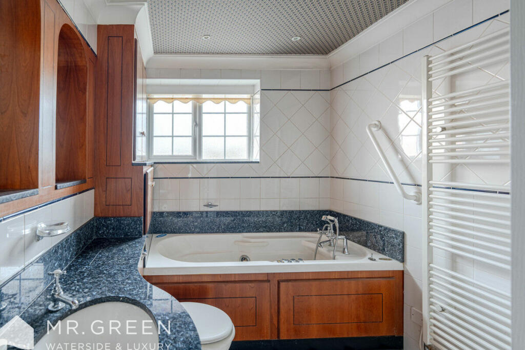 Additional property image - Stanpit, Christchurch, Dorset, BH23 3LU