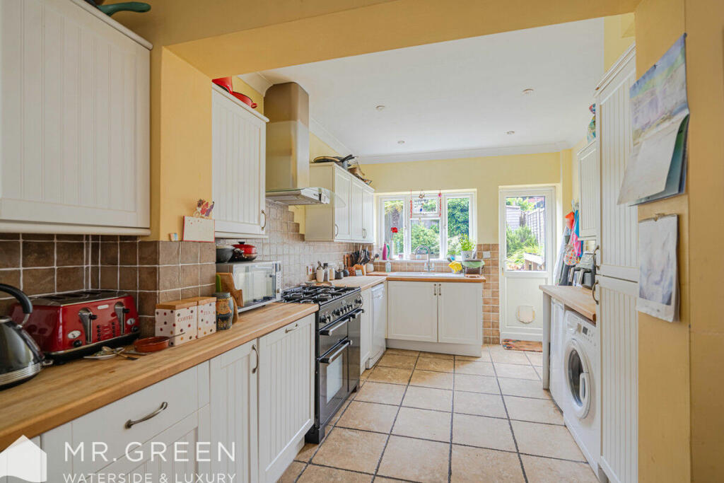 Additional property image - Guildhill Road, Southbourne, Dorset, BH6 3EY