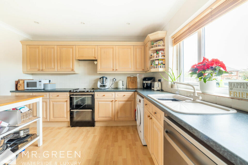 Additional property image - Fenton Road, Southbourne, BH6 5EY
