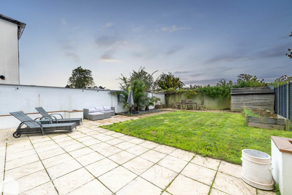 Additional property image - Fenton Road, Southbourne, BH6 5EY