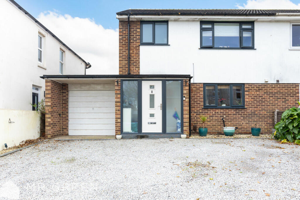 Additional property image - Fenton Road, Southbourne, BH6 5EY
