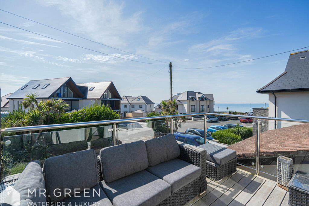 Main image of property: Warren Edge Close, Hengistbury Head, Southbourne, Bournemouth, BH6 4AY