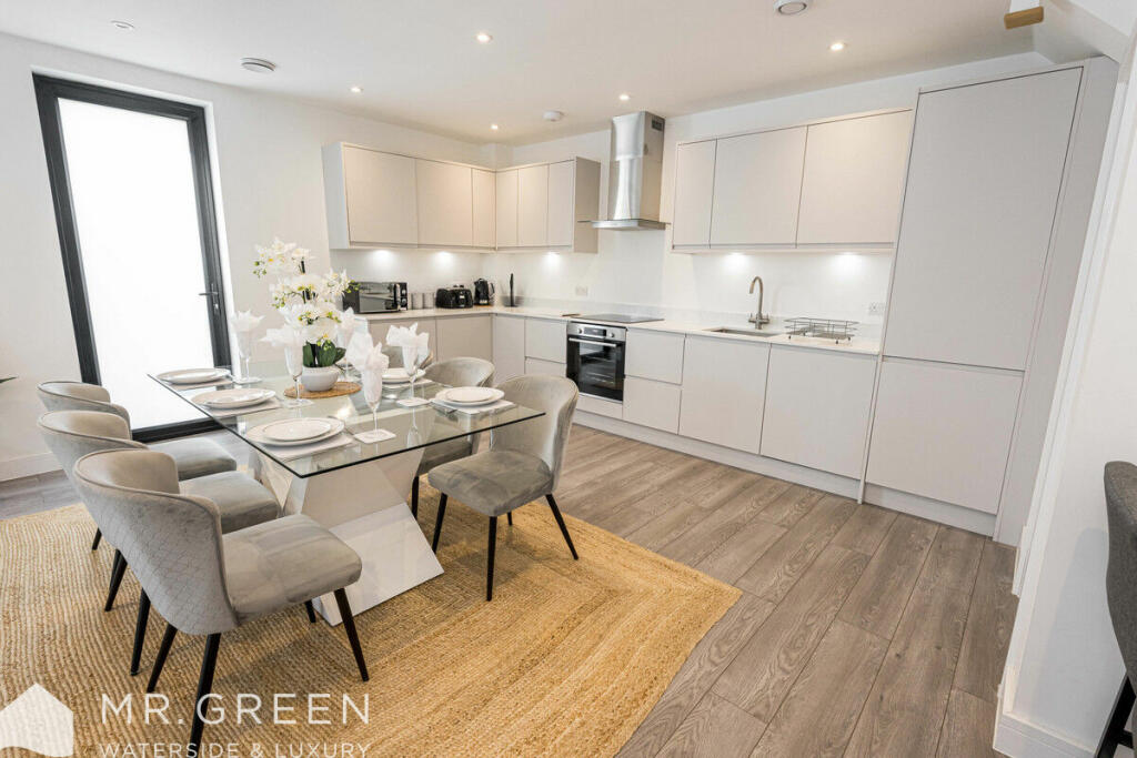 Additional property image - Carbery Avenue, Southbourne, Bournemouth, BH6 3LE
