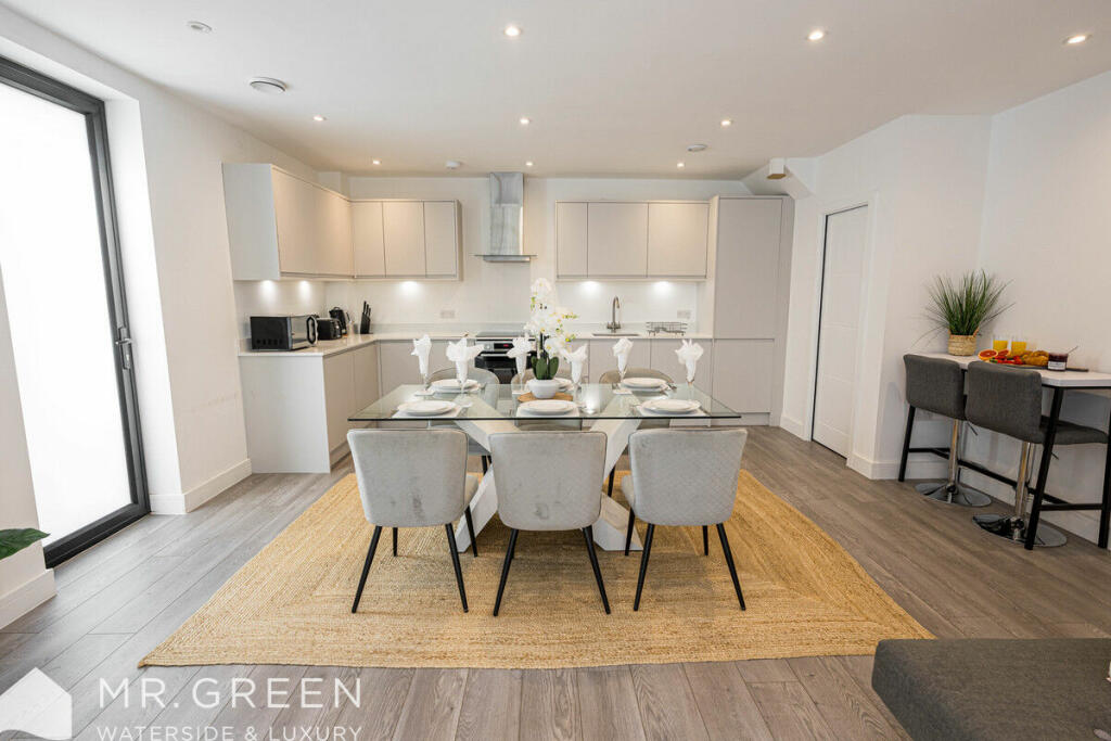 Additional property image - Carbery Avenue, Southbourne, Bournemouth, BH6 3LE