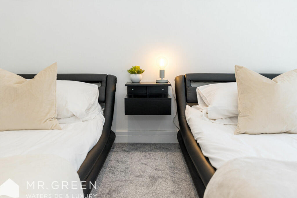Additional property image - Carbery Avenue, Southbourne, Bournemouth, BH6 3LE
