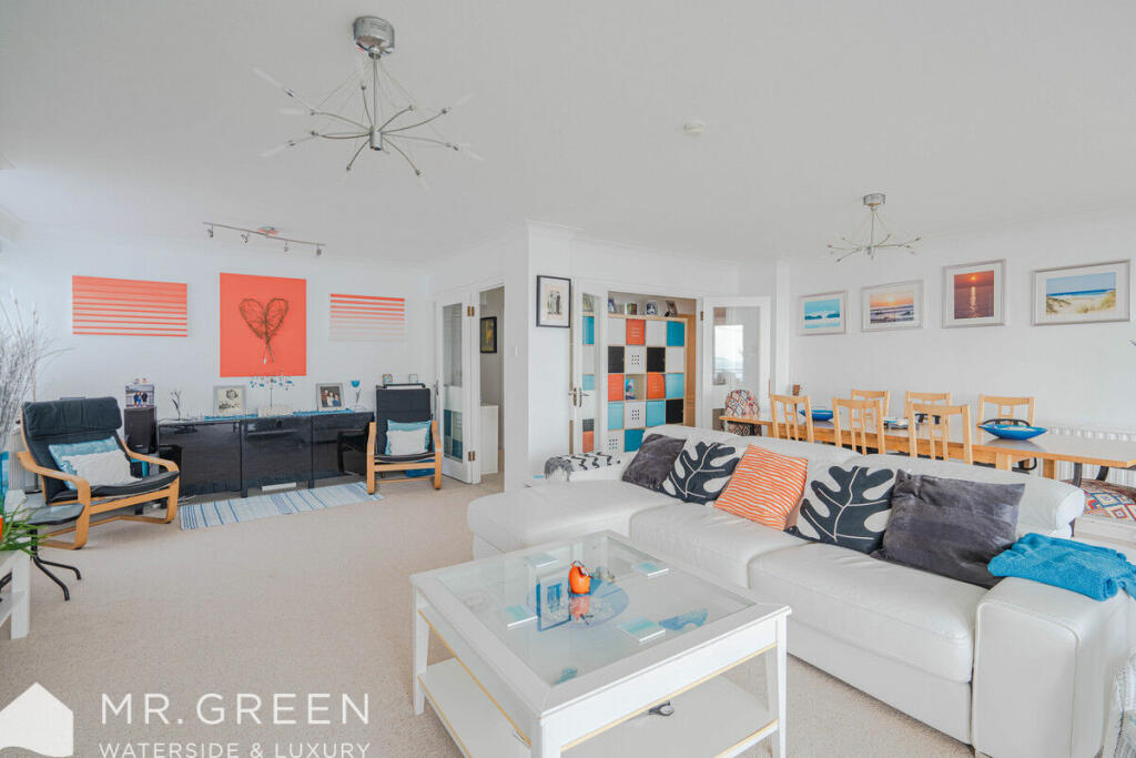 Additional property image - Princess Gate, 55 Grove Road, Bournemouth, BH1 3AW
