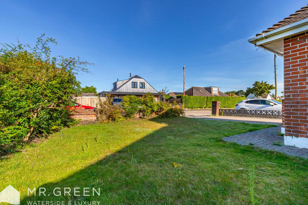 Additional property image - Viking Way, Hengistbury Head, Dorset, BH6 4HY