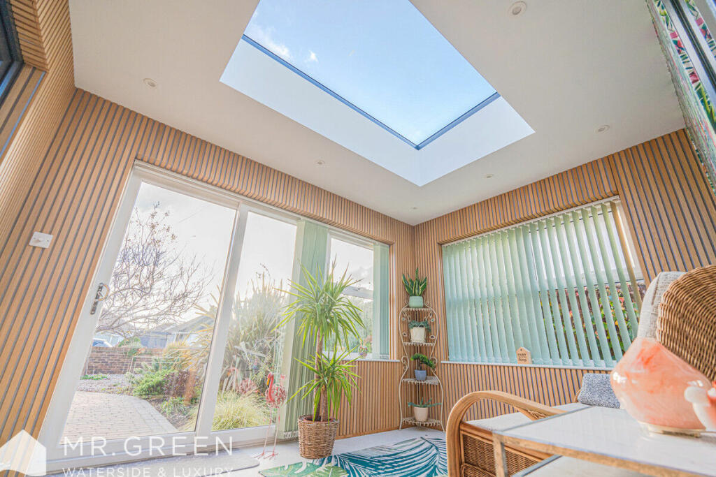 Additional property image - Thornbury Road, Hengistbury Head, Southbourne, BH6 4HU
