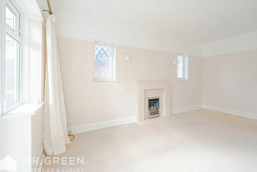 Additional property image - Branders Close, Wick, BH6 4LW