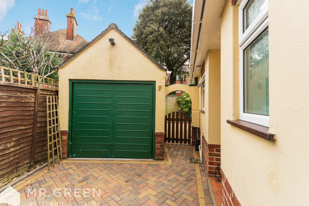 Additional property image - Branders Close, Wick, BH6 4LW