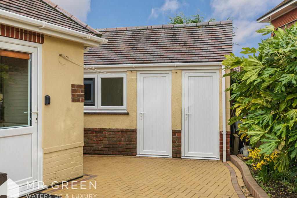 Additional property image - Branders Close, Wick, BH6 4LW