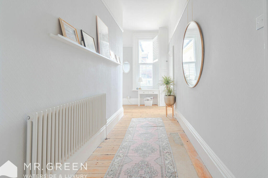 Additional property image - Southbourne Overcliff Drive, Bournemouth, BH6 3PL