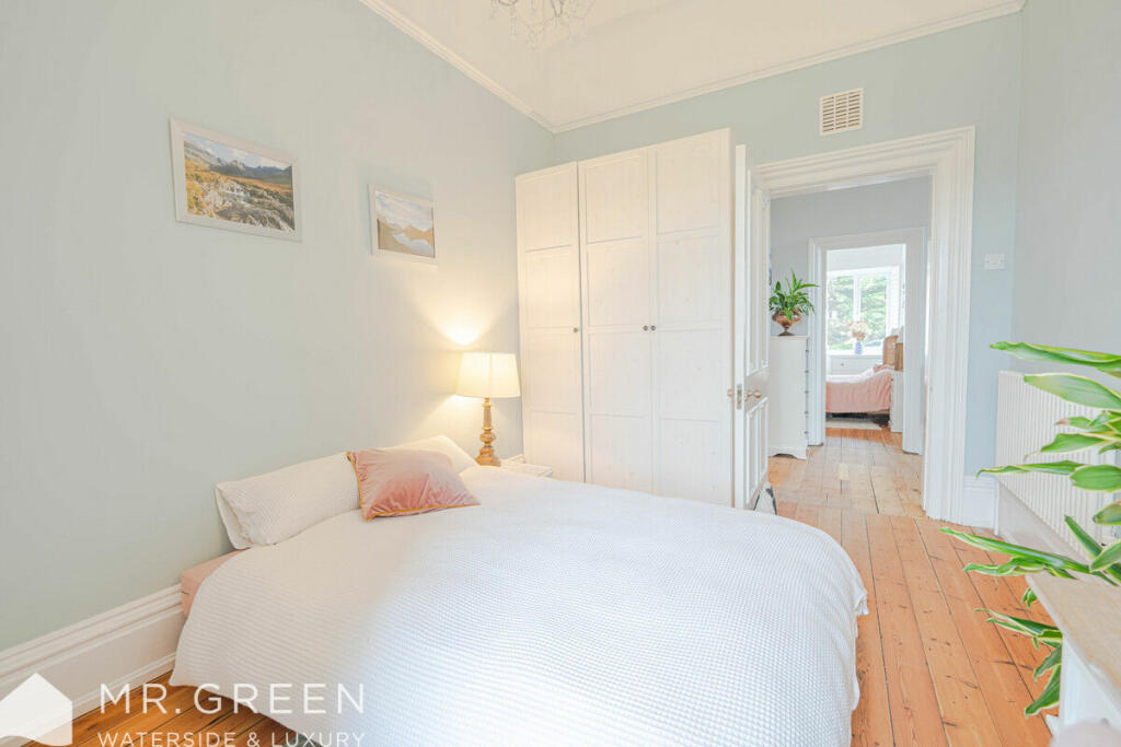 Additional property image - Southbourne Overcliff Drive, Bournemouth, BH6 3PL