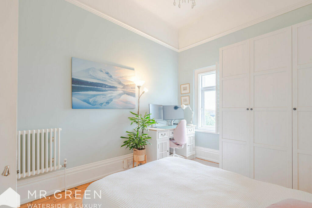 Additional property image - Southbourne Overcliff Drive, Bournemouth, BH6 3PL