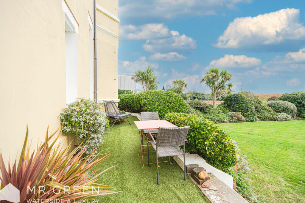 Additional property image - Southbourne Overcliff Drive, Bournemouth, BH6 3PL