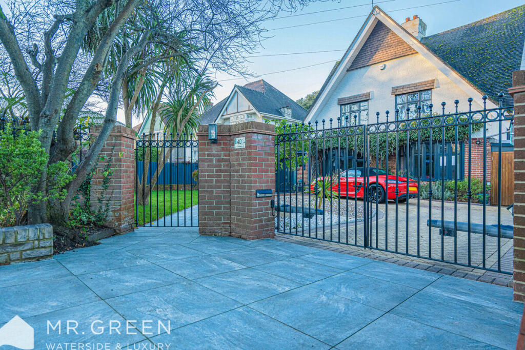 Additional property image - Carbery Avenue, Southbourne, Bournemouth, BH6 3LF