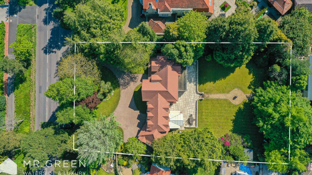 Additional property image - The Avenue, Poole, BH13