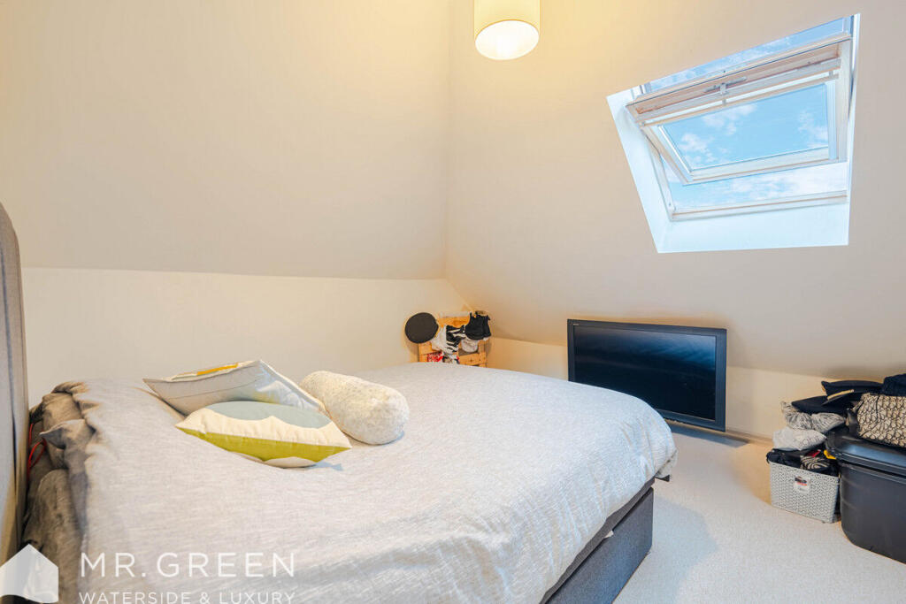Additional property image - Woodside Road, Bournemouth, BH5 AZ
