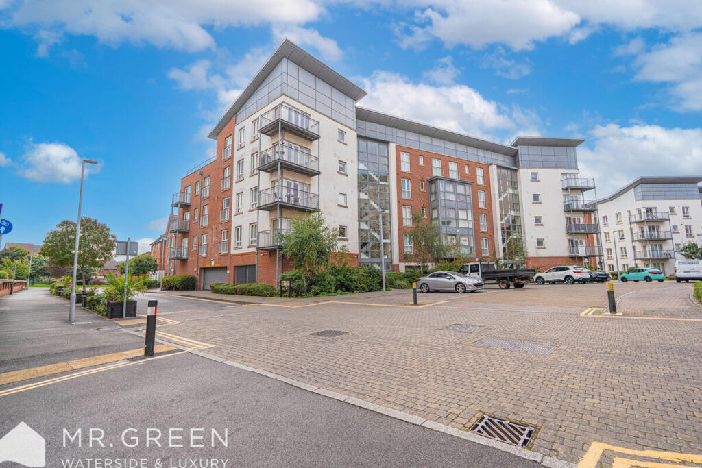 Main image of property: 3 Avenel Way, Poole, Dorset, BH15 1YT