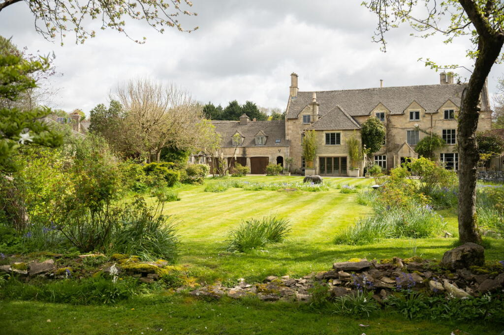 Main image of property: Baunton, Cirencester, GL7 7BB