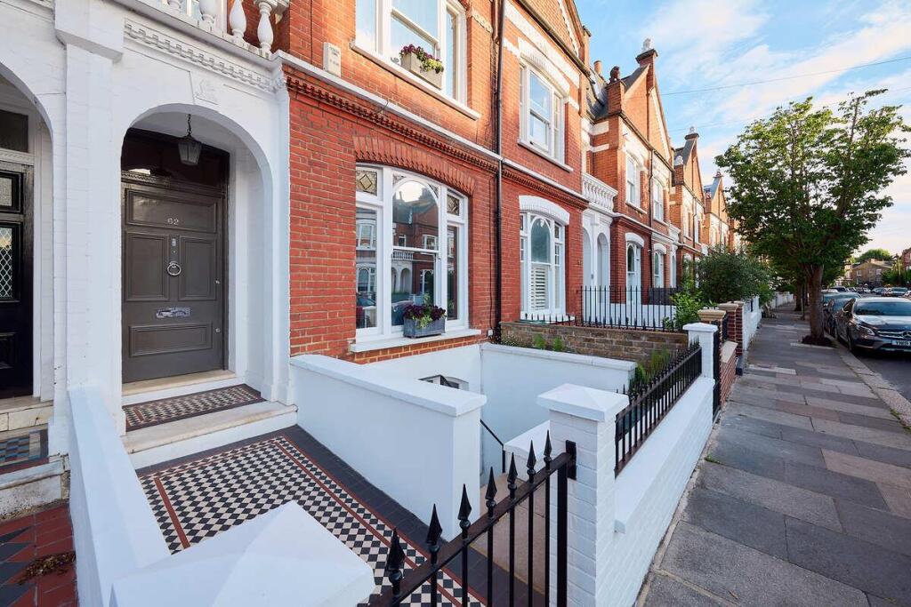 Main image of property: Bovingdon Road, SW6