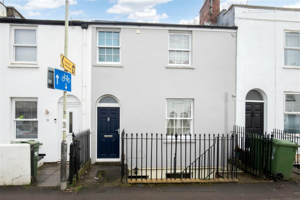 2 bedroom terraced house for sale in Gloucester Place, Cheltenham, GL52