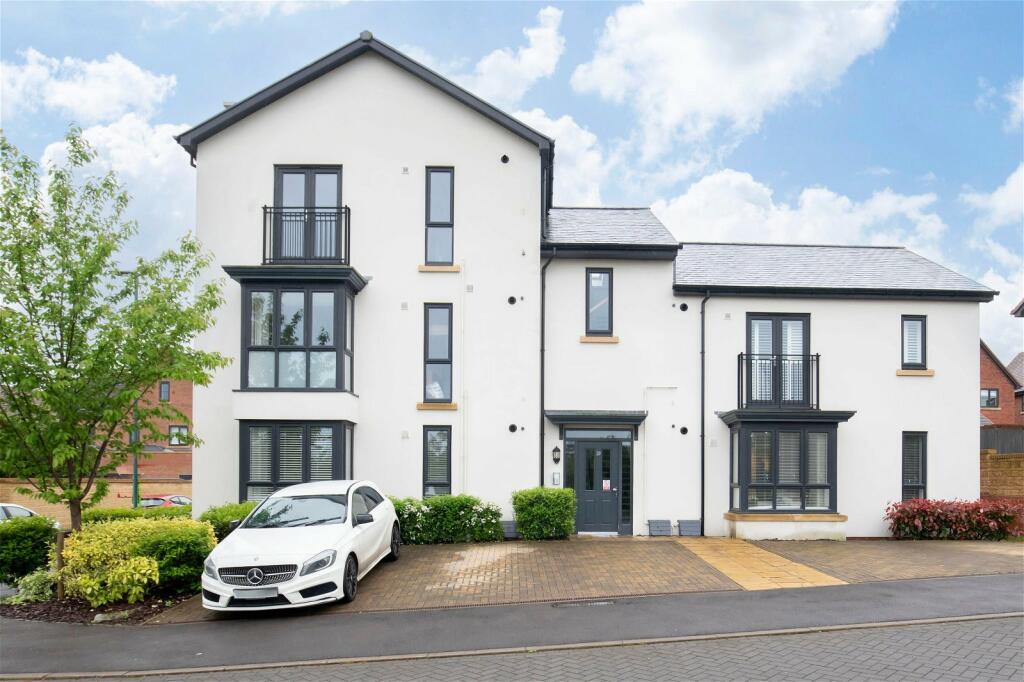2 bedroom apartment for sale in Harvest Street, Prestbury, Cheltenham, GL52