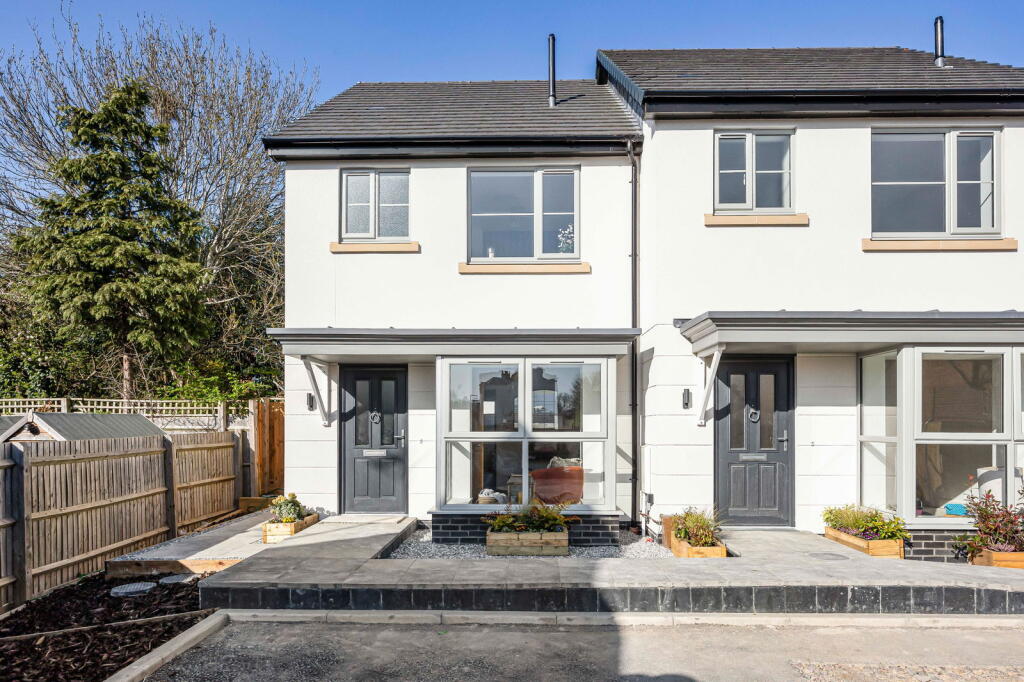 Main image of property: Prestbury Mews, Prestbury Road, Cheltenham, GL52