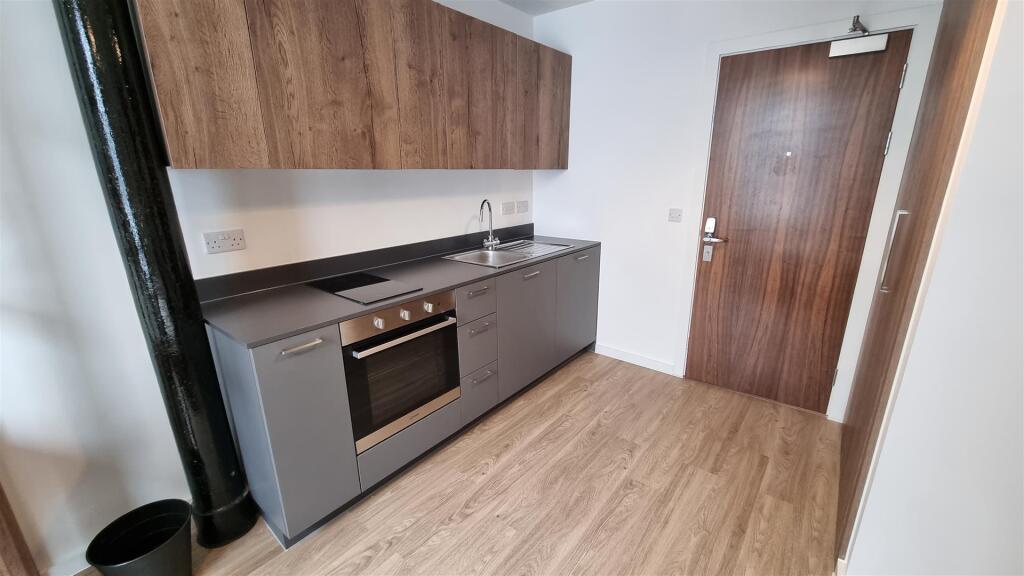 Main image of property: Silk Mill 115