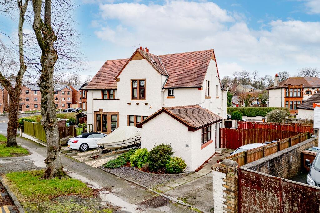 3 bedroom terraced house for sale in Holehouse Road, Kilmarnock, East