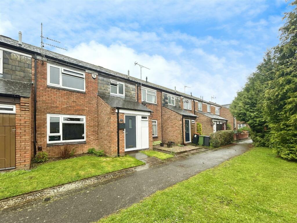 3 bedroom terraced house for sale in Southwood Road, Dunstable, LU5