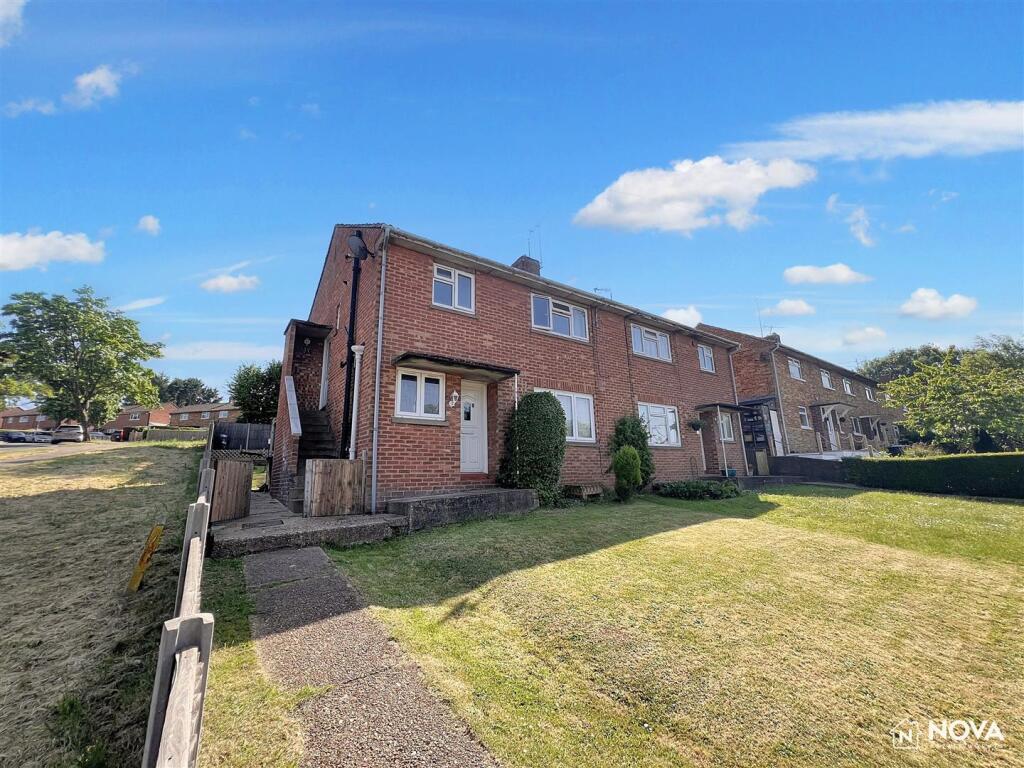 Main image of property: Park Close, Markyate, St. Albans