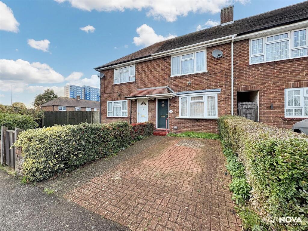 Main image of property: Broxley Mead, Luton