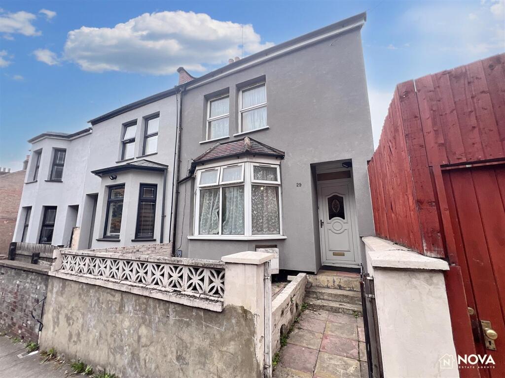 Main image of property: Waldeck Road, Luton