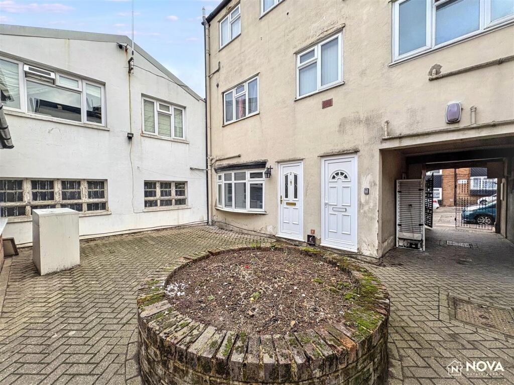 Main image of property: Cardigan Street, Luton