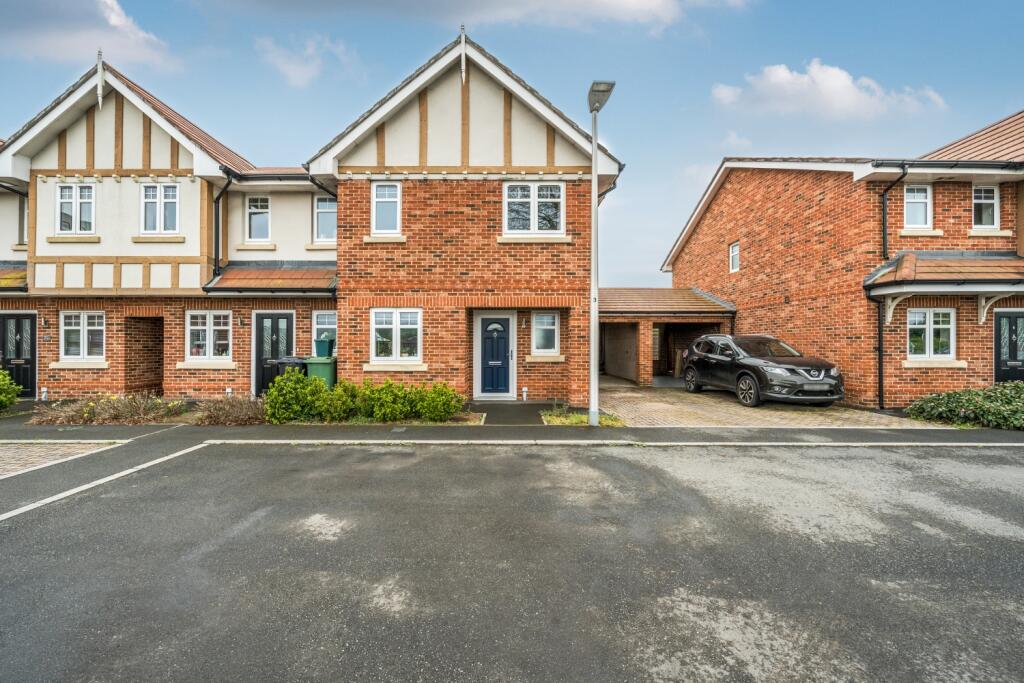 Main image of property: Gilbert Close, Padworth, RG7 5FR