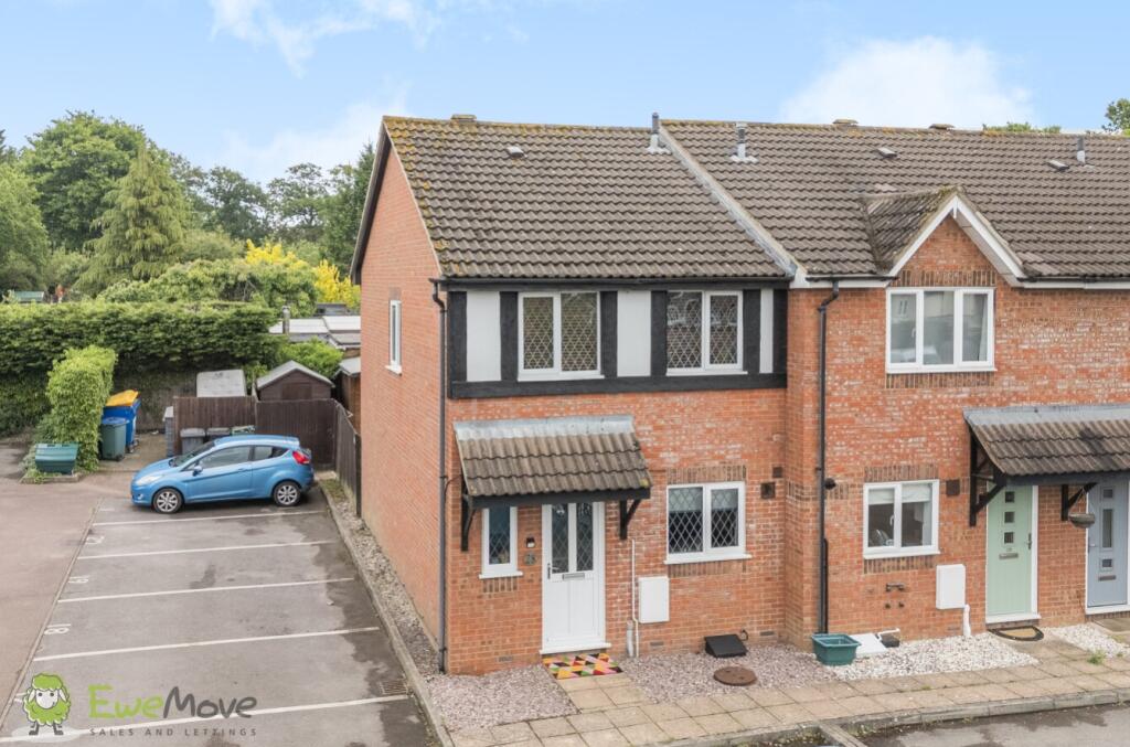 Main image of property: Odette Gardens, Tadley, Hampshire, RG26