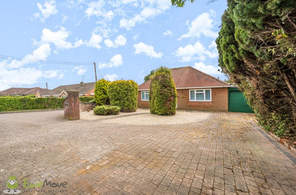 Main image of property: Mount Pleasant, Tadley, Hampshire, RG26