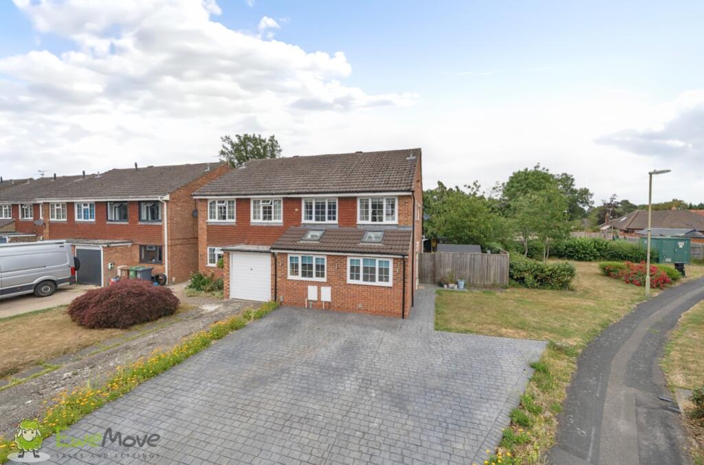 Main image of property: Jubilee Close, Pamber Heath, Tadley, Hampshire, RG26