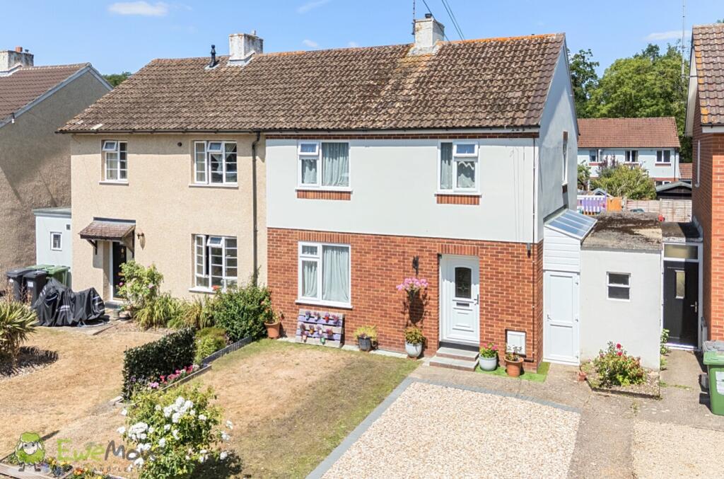 Main image of property: Burnham Road, Tadley, Hampshire, RG26