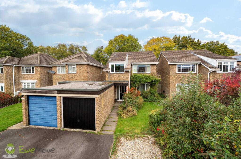 Main image of property: Droxford Crescent, Tadley, Hampshire, RG26