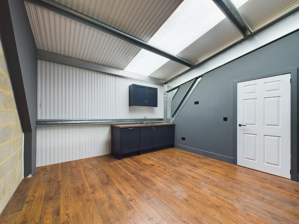 Additional property image - Maple Leaf Business Park, CT12