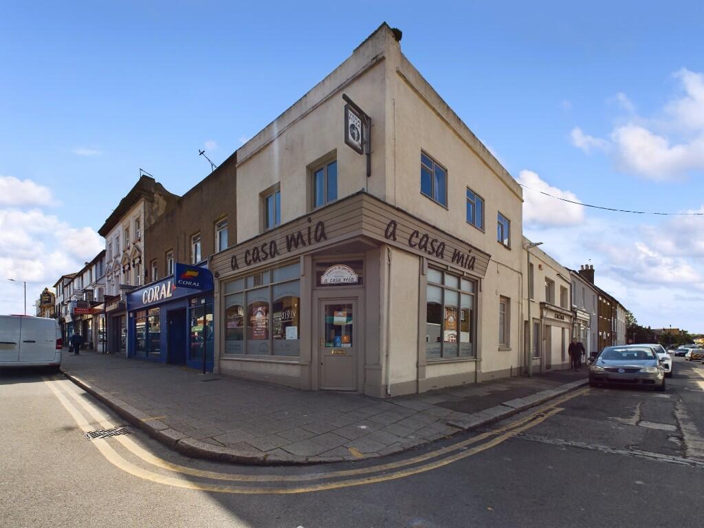 Main image of property: High Street, Herne Bay, Kent, CT6