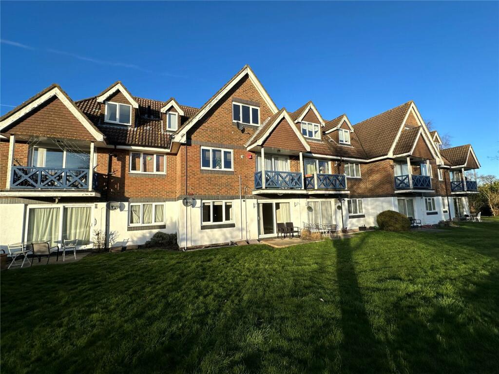 1 bedroom apartment for sale in Ash Street, Ash, Surrey, GU12